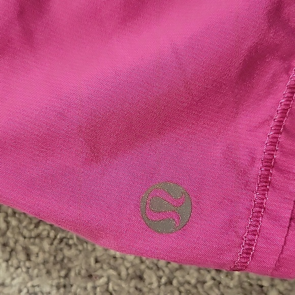Lululemon Pink Shorts With Pockets - Picture 3 of 5